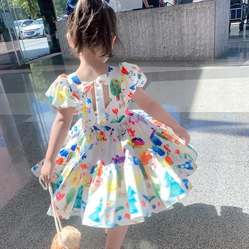 Платье для девочек, лето 2023, Новая корейская версия детской одежды с граффити для маленьких девочек, одежда для девочек